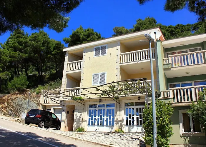 10027c * Baška Voda